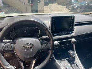 Toyota RAV4 2.5 4&4 Hybrid Luxury 2022 60000 km - imagine 8
