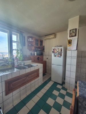 De vanzare apartament spatios, ultracentral, mobilat - 3 camere, Suceava - imagine 8