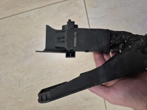 Pedală accelerație VW Tiguan Golf 6 Passat B6 cod Hella 008890-70 - imagine 2