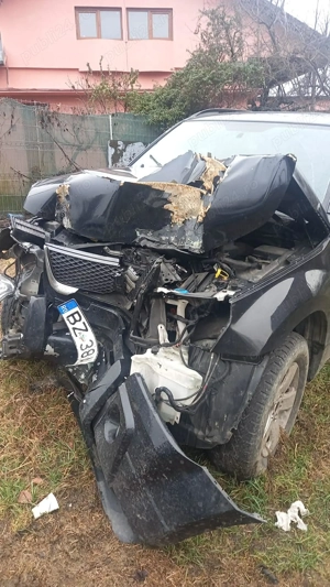 Dezmembrez Suzuki Vitara  - imagine 3