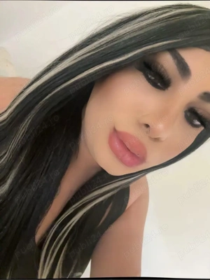 vanessa transsexuala siliconata !! fac si deplasari - imagine 4