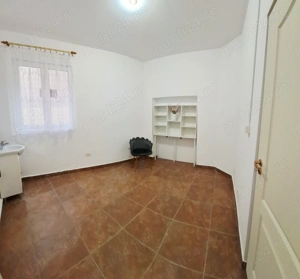 Camera de inchiriat in salon central