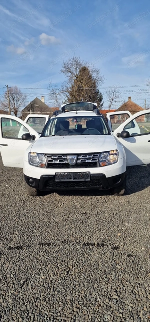 Duster 4 4 - imagine 5