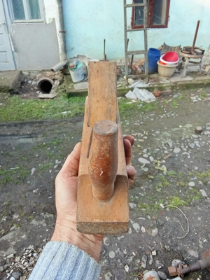 Rindea de lemn in stare buna 