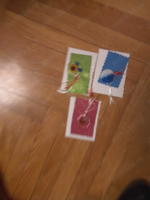 Vând mărțișoare făcute manual din rășină cu plic și șnur 2 lei bucata