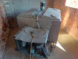 vind tanc de lapte  de 500 litrii  - imagine 5