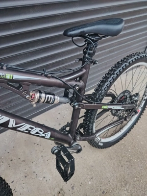 Vând bicicleta univega ram am 1 cadru M - imagine 3