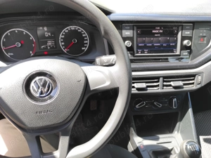 Volkswagen Polo 2019, 69.900km, reali, unic proprietar, de noua - imagine 2
