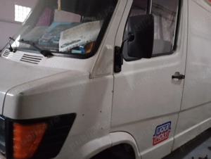 Mercedes D207 inmatriculat - imagine 3