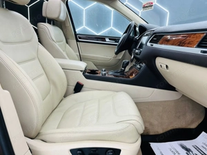 VOLKSWAGEN TOUAREG 2012 3.0D 4x4 E5 Garantie 12 Luni Rate AVans 0 Doar Cu Buletinul - imagine 16