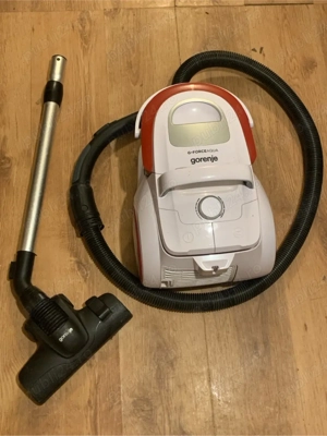 vand aspirator URGENT