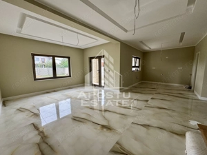 Casa individuala cu 5 camere, finisaje premium, disponibila imediat.