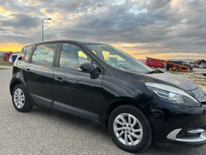 Renault Scenic an 2014 diesel 1500 cm km 18900 carte servis - imagine 4