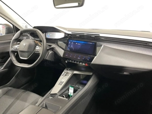 Peugeot 308 - imagine 8