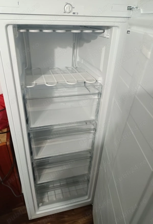 Congelator  ,folosit 3luni  .Este că și nou - imagine 2
