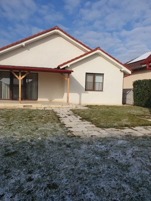 Casa Santandrei ,mobilata, utilata,str.Estului - imagine 6