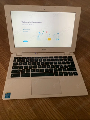 Laptop Acer ChromeOS Display 12,6 functional nu poate fi configurat pentru ca lipseste placuta wifi.
