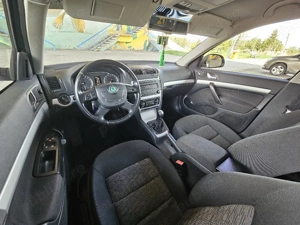 Vând Skoda Octavia II Combi FACELIFT - imagine 7