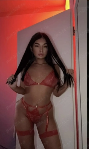 Ador sărutările jos  - imagine 2