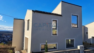 Casa alipita, panorama superba! - imagine 2