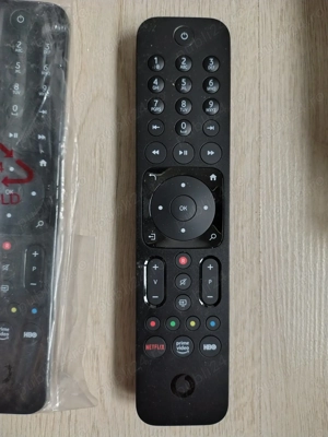 Telecomanda Vodafone TV remote control, R3170301 Vodafone TV Play and GigaTV CableBox 2