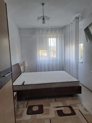Închiriez apartament zona excelentă - imagine 2