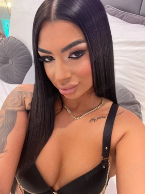 Show Web Live Acum Pe Watapp Sexting Poze Clipuri Personalizate Lezbi Trio Sau Cu Partener