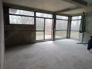 Casa si teren de vanzare - imagine 5