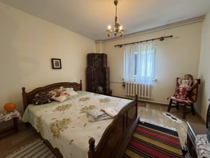  Vila P+M si ANEXA cu GARAJ, T = 1150 mp, D=28 m, Slatioara, zona centrala - imagine 14