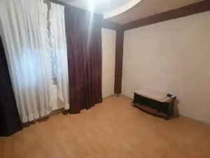 Apartament 3 camere Prundu parter centrala termopan mobilat clasic - imagine 2