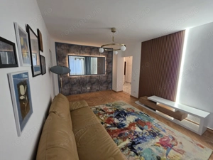 Romana Coloane apartament 3 camere  de vanzare