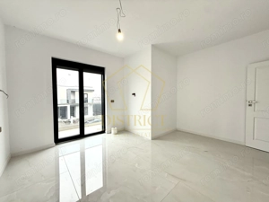 Duplex superb cu balcon si terasa spatioasa | Covaci - imagine 3