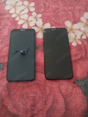 vând telefoane Huawei display-ul 