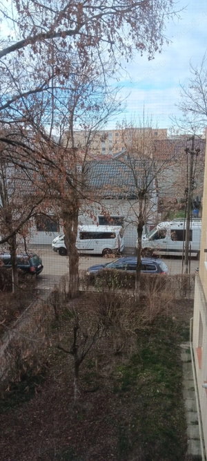 Vând apartament 2 camere etaj2 conplect utilat - imagine 5