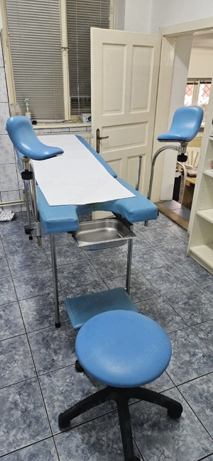 Cabinet medical ginecologic vand aparatura si instrumentar - imagine 3