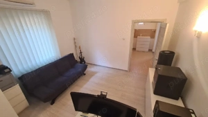 Inchiriez apartament