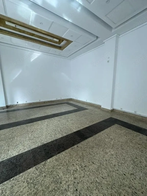 Zona Unirii 50 mp vad comercial stradal - imagine 2