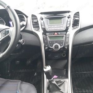Hyundai i30 GD 1.6 CRDi, panorama , distribuție lanț,manual 6+1 unic proprietar,consum foarte mic! - imagine 9