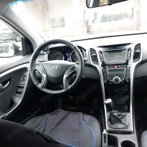 Hyundai i30 GD 1.6 CRDi, panorama , distribuție lanț,manual 6+1 unic proprietar,consum foarte mic! - imagine 7
