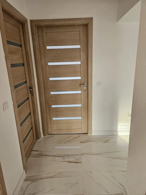 Vând apartament spațios mobilat și utilat, încălzire în pardoseală  - imagine 8