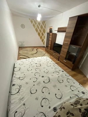 De vânzare strada Zefirului etajul 4 - imagine 3