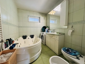 Apartament 3 camere in Vila+Demisol locuibil 18,40 mp - Parcul Carol - imagine 12