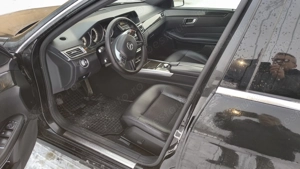 Mercedes Benz E 200   - imagine 5