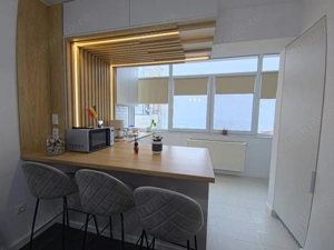 Centru Neversea apartament 3 camere decomandat vedere mare - imagine 7