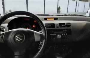 Suzuki Swift 4x4 2008 1.3 benzină. 92 CP - imagine 4