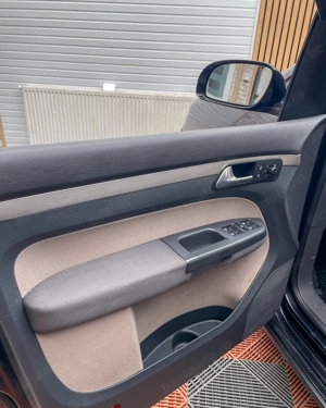 VW TOURAN CROSS 2.0Diesel, Livrare Gratis. Garantie 12 luni. Test Drive. Buy-Back(schimb auto) - imagine 24