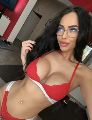 Bună mă numesc Ema , fac doar deplasări ! - imagine 4