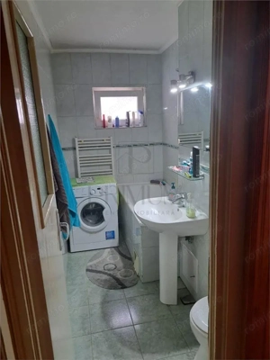 Dambovita - 2 Camere - Centrala termica proprie - Etaj intermediar - Bloc izolat - imagine 9