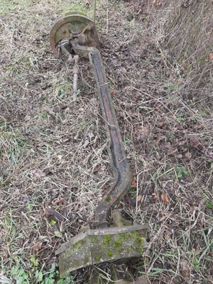 axa față saviem - imagine 2