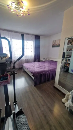 Casa de vanzare, cu 3 camere, 95 mp,  zona Craiter  - imagine 9